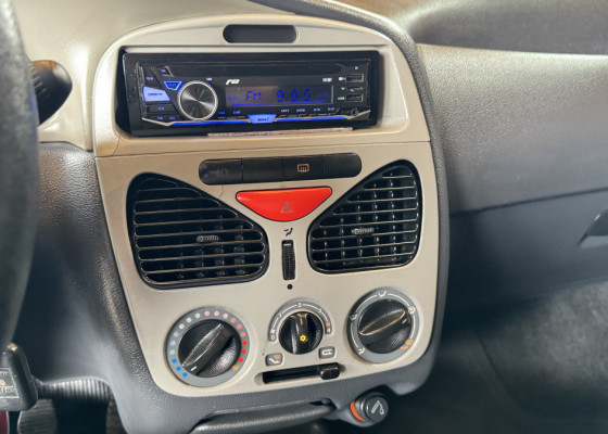 Fiat Palio Weekend EX 1.8 mpi 8V 103cv 4p 2004 Gasolina