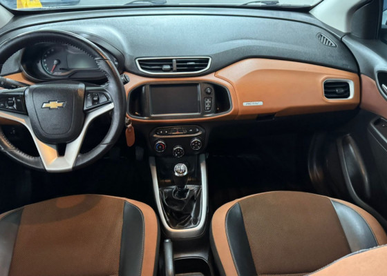 GM - Chevrolet ONIX HATCH ACTIV 1.4 8V Flex 5p Mec. 2018 Flex