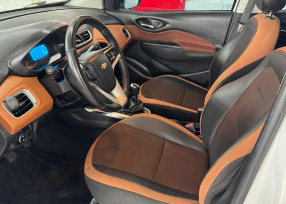 GM - Chevrolet ONIX HATCH ACTIV 1.4 8V Flex 5p Mec. 2018 Flex