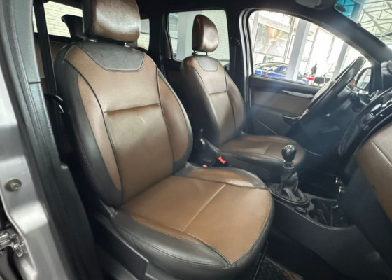 Renault DUSTER Dynamique 4x4 2.0 Hi-Flex 16V Mec 2019 Flex