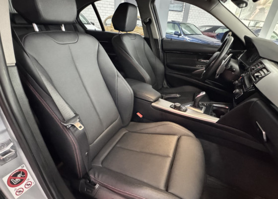 BMW 320iA 2.0 TB M Sport A.Flex/M.Sport 4p 2017 Flex