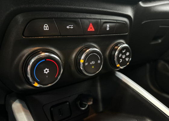 GM - Chevrolet ONIX HATCH LTZ 1.0 12V TB Flex 5p Aut. 2023 Flex