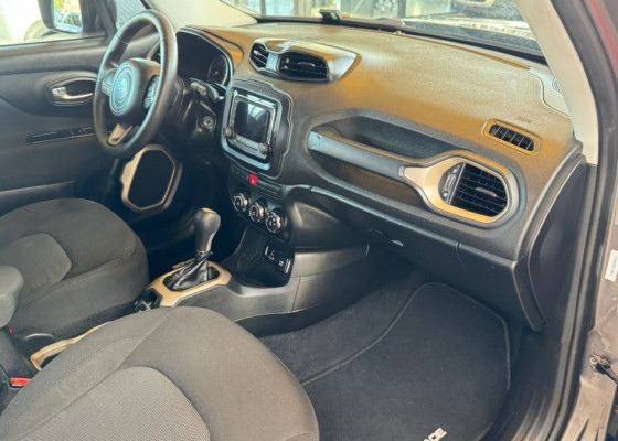 Jeep Renegade Longitude 1.8 4x2 Flex 16V Aut. 2017 Flex