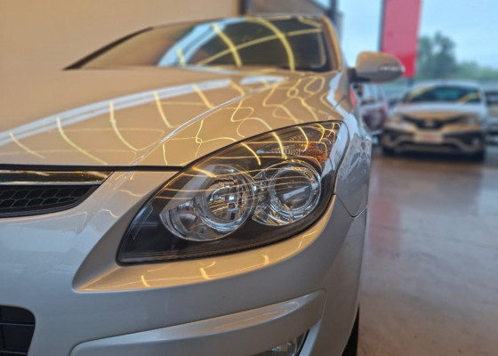 Hyundai i30 2.0 16V 145cv 5p Mec. 2011 Gasolina