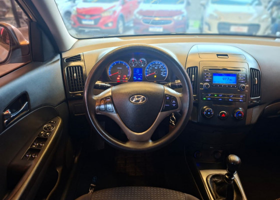 Hyundai i30 2.0 16V 145cv 5p Mec. 2011 Gasolina