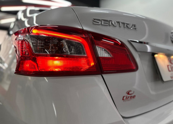 Nissan Sentra SL 2.0 FlexStart 16V Aut. 2019 Flex