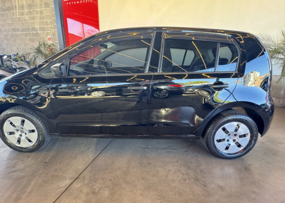 VW - VolksWagen up! take 1.0 Total Flex 12V 5p 2015 Flex