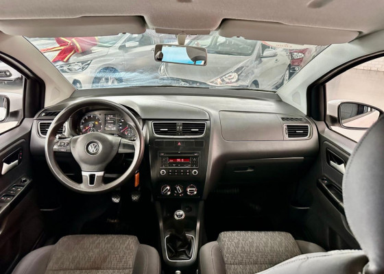 VW - VolksWagen Fox 1.0 Mi Total Flex 8V 5p 2013 Flex Flex