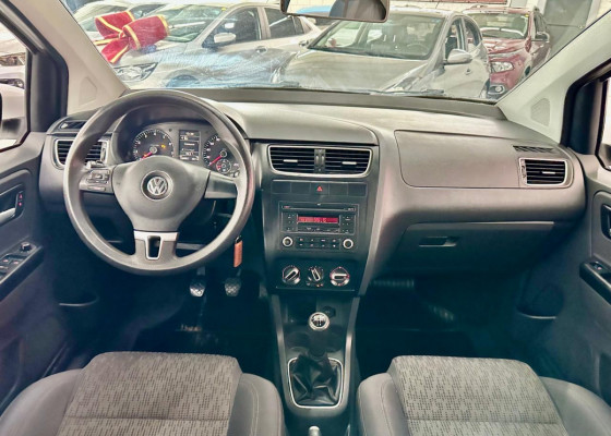VW - VolksWagen Fox 1.0 Mi Total Flex 8V 5p 2013 Flex Flex