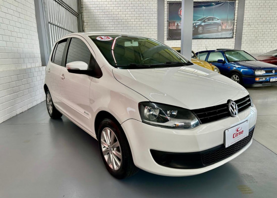 VW - VolksWagen Fox 1.0 Mi Total Flex 8V 5p 2013 Flex Flex