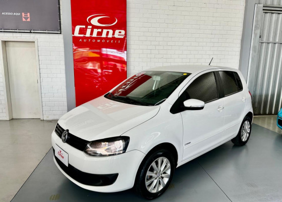 VW - VolksWagen Fox 1.0 Mi Total Flex 8V 5p 2013 Flex Flex