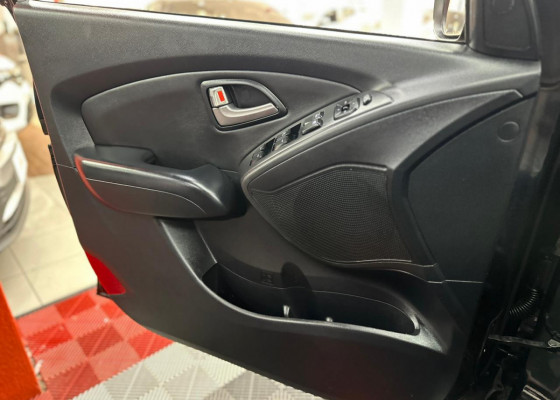 Hyundai ix35 2.0 16V 170cv 2WD/4WD Aut. 2012 Gasolina