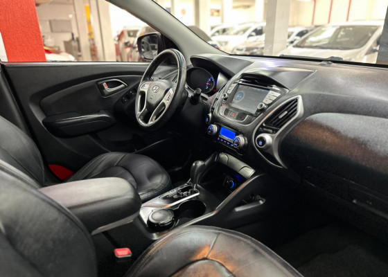 Hyundai ix35 2.0 16V 170cv 2WD/4WD Aut. 2012 Gasolina