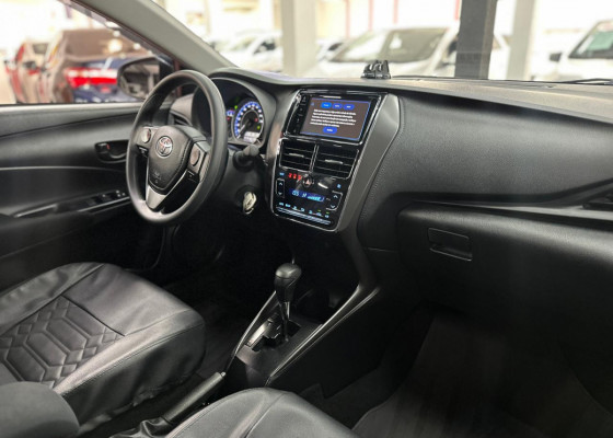 Toyota YARIS XL Sedan 1.5 Flex 16V 4p Aut. 2024 Flex