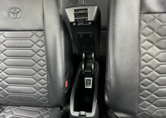 Toyota YARIS XL Sedan 1.5 Flex 16V 4p Aut. 2024 Flex