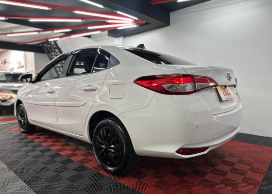 Toyota YARIS XL Sedan 1.5 Flex 16V 4p Aut. 2024 Flex