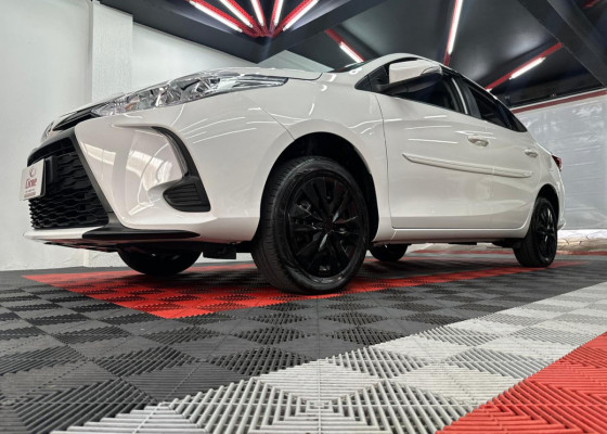 Toyota YARIS XL Sedan 1.5 Flex 16V 4p Aut. 2024 Flex