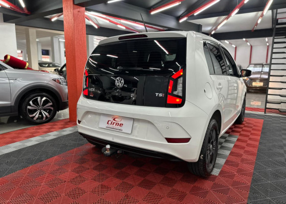 VW - VolksWagen up! move 1.0 TSI Total Flex 12V 5p 2018 Flex Flex