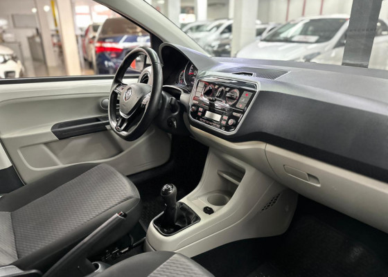 VW - VolksWagen up! move 1.0 TSI Total Flex 12V 5p 2018 Flex Flex