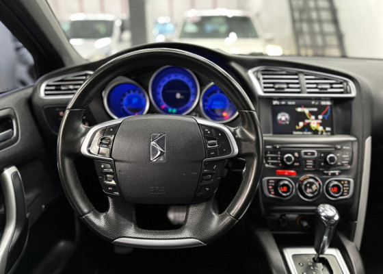 Citroën DS4 1.6 Turbo 16V 5p Aut. 2014 Flex