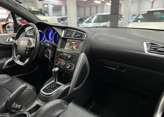 Citroën DS4 1.6 Turbo 16V 5p Aut. 2014 Flex