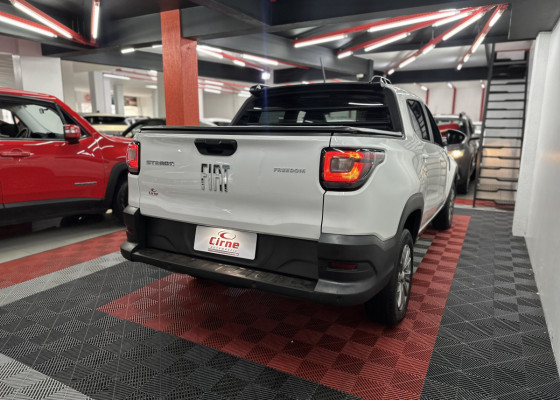 Fiat Strada Freedom 1.3 Flex 8V CD 2023 Flex