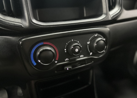 Fiat Strada Freedom 1.3 Flex 8V CD 2023 Flex