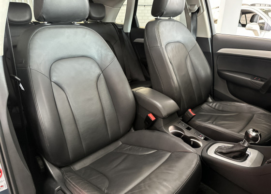 Audi Q3 1.4 TFSI/TFSI Flex S-tronic 5p 2016 Gasolina