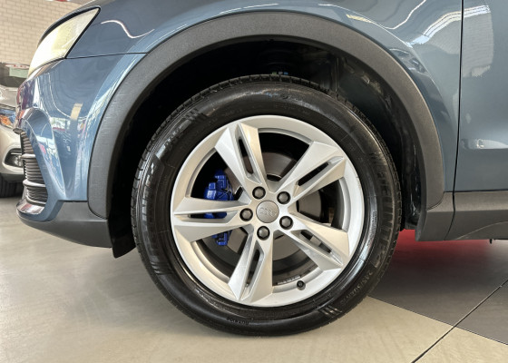 Audi Q3 1.4 TFSI/TFSI Flex S-tronic 5p 2016 Gasolina
