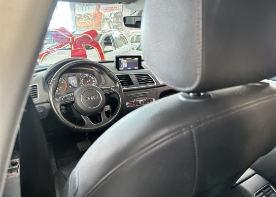 Audi Q3 1.4 TFSI/TFSI Flex S-tronic 5p 2016 Gasolina