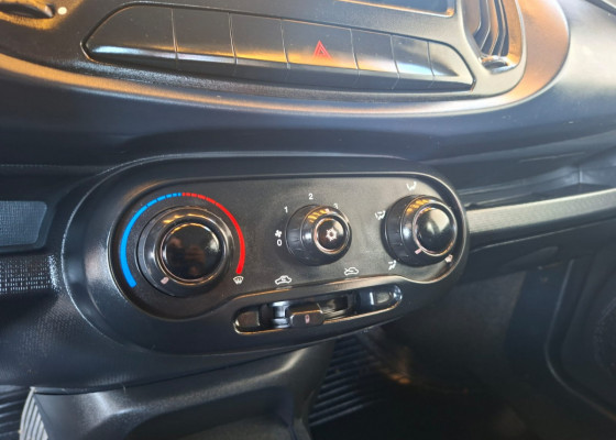 Fiat UNO ATTRACTIVE 1.0 Fire Flex 8V 5p 2021 Flex