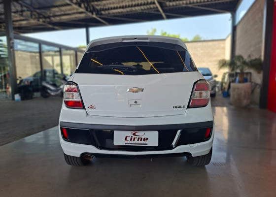 GM - Chevrolet AGILE LTZ 1.4 MPFI 8V FlexPower 5p 2014 Flex