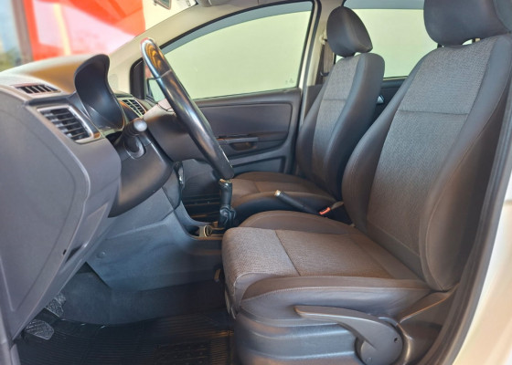 VW - VolksWagen SPACEFOX  TREND 1.6 T. Flex 8V 2013 Flex