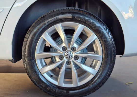 VW - VolksWagen SPACEFOX  TREND 1.6 T. Flex 8V 2013 Flex