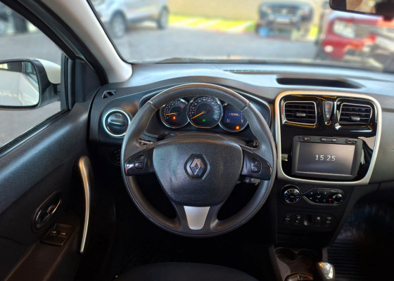 Renault SANDERO Dyna. EasyR Hi-Flex 1.6 8V 2015 Flex