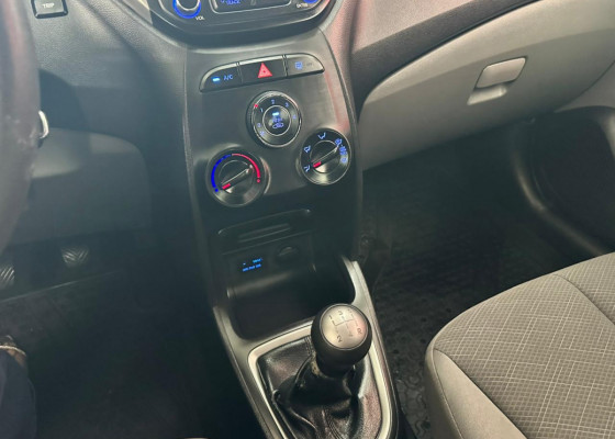 Hyundai HB20S Comfort Plus 1.0 TB Flex 12V Mec. 2019 Flex
