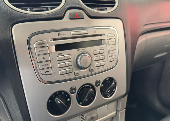 Ford Focus Sedan 2.0 16V/2.0 16V Flex 4p Aut. 2012 Flex