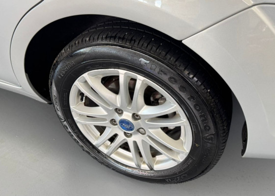 Ford Focus Sedan 2.0 16V/2.0 16V Flex 4p Aut. 2012 Flex