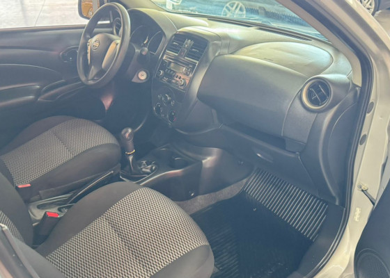 Nissan VERSA S 1.6 16V FlexStart 4p Mec. 2020 Flex