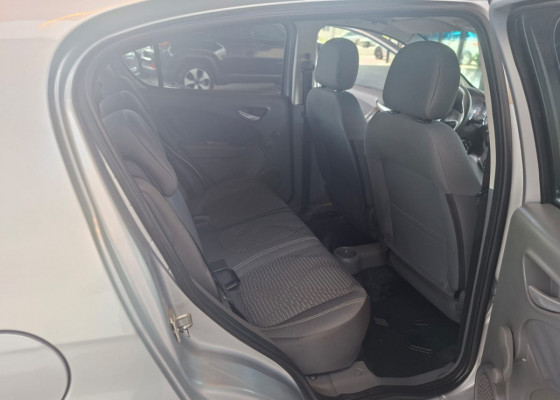 Fiat Palio ATTRA./ITÁLIA 1.4 EVO F.Flex 8V 5p 2014 Flex