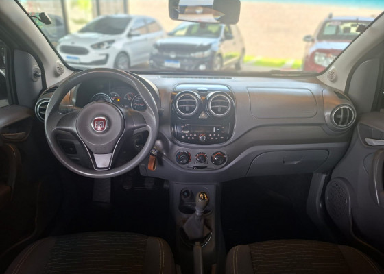 Fiat Palio ATTRA./ITÁLIA 1.4 EVO F.Flex 8V 5p 2014 Flex