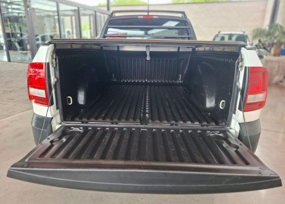 VW - VolksWagen Saveiro Robust 1.6 Total Flex 8V CD 2019 Flex