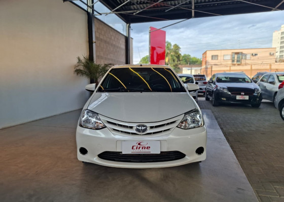 Toyota ETIOS XS 1.5 Flex 16V 5p Mec. 2015 Flex