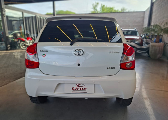 Toyota ETIOS XS 1.5 Flex 16V 5p Mec. 2015 Flex