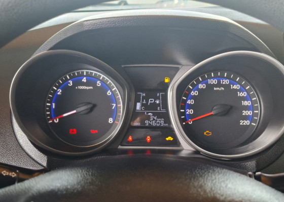 Hyundai HB20S C.Style/C.Plus1.6 Flex 16V Aut. 4p 2015 Flex