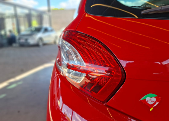 Peugeot 208 Griffe 1.6 Flex 16V 5p Aut. 2014 Flex