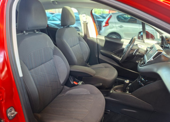 Peugeot 208 Griffe 1.6 Flex 16V 5p Aut. 2014 Flex