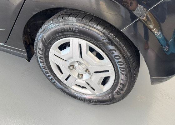 GM - Chevrolet ONIX HATCH Joy 1.0 8V Flex 5p Mec. 2018 Flex