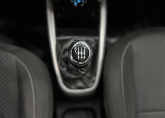 GM - Chevrolet ONIX HATCH LT 1.4 8V FlexPower 5p Mec. 2018 Flex