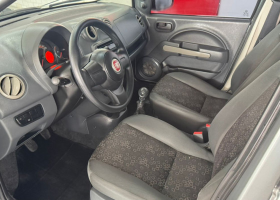 Fiat UNO VIVACE Celeb. 1.0 EVO F.Flex 8V 5p 2011 Flex